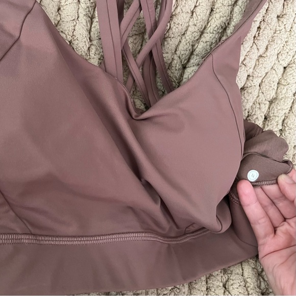 Lululemon Free to be Elevated Bra - Picture 5 of 5